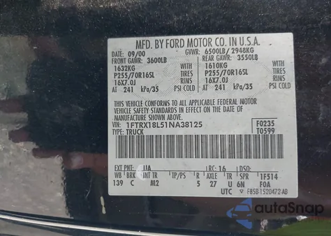 2001 Ford F-150 Lariat/Xl/Xlt z USA, uszkodzony, nr VIN 1FTRX18L51NA38125